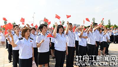 我长得不帅我怎么样才可以追求到女孩游戏画面